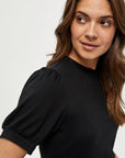 Johanna Tee