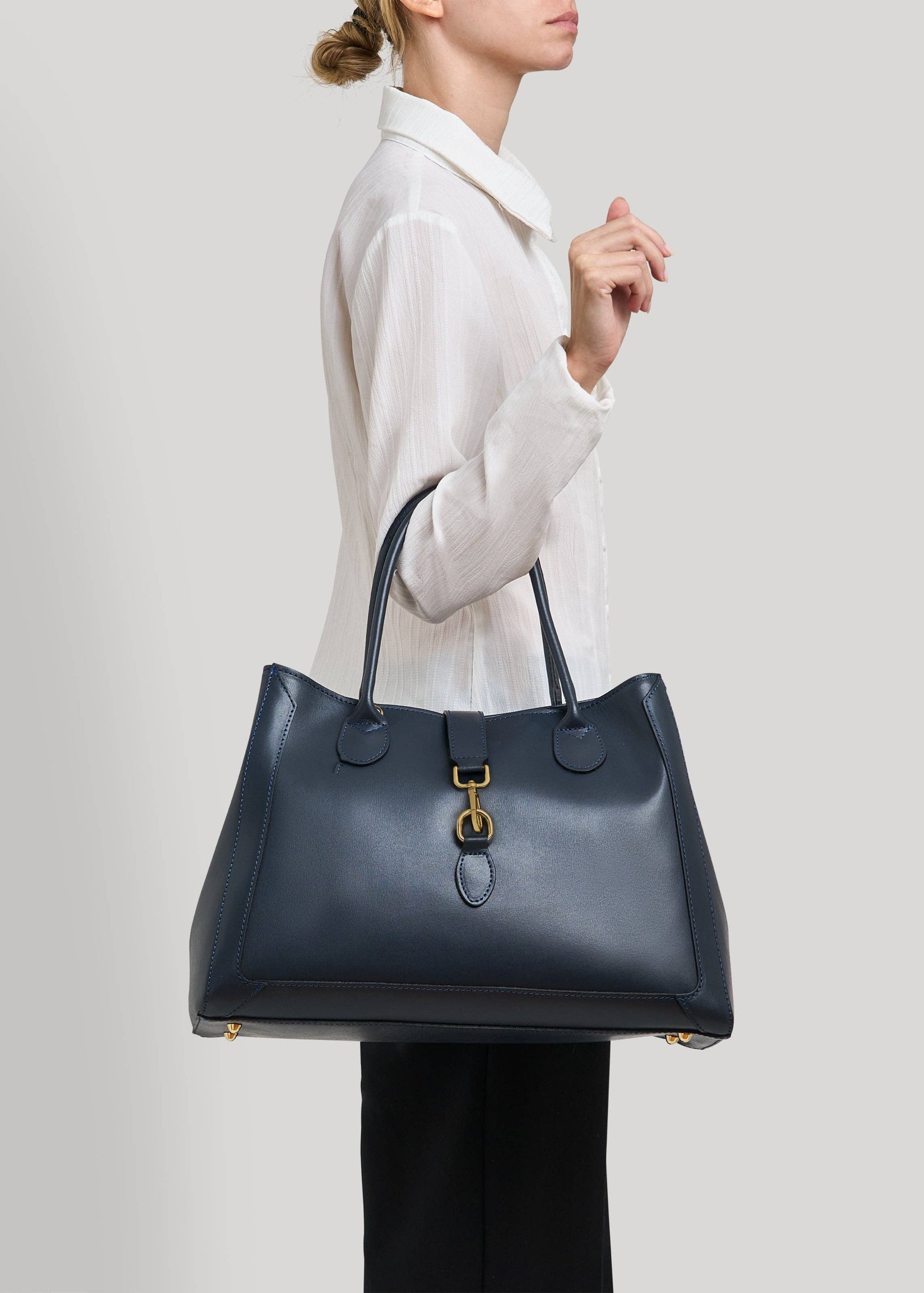 Chloe Bag in Navy Blue Brushed Leather