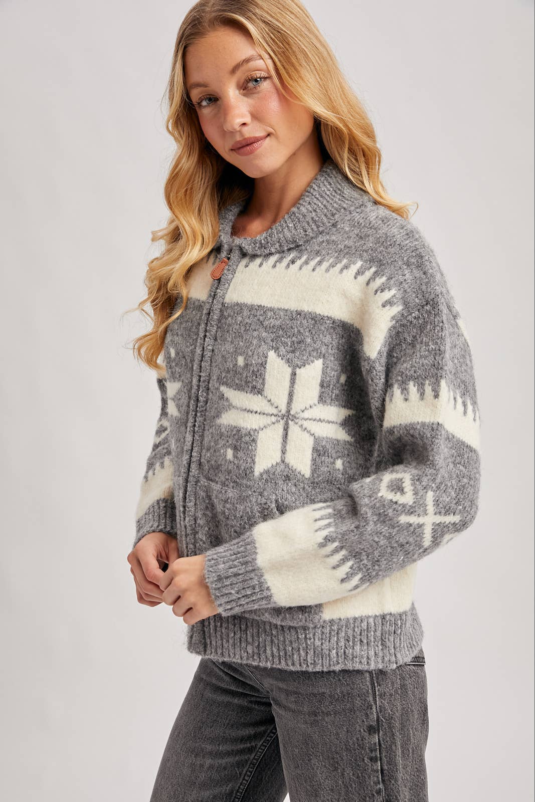 FAIR ISLE FUZZY KNIT FRONT ZIPPER CARDIGAN
