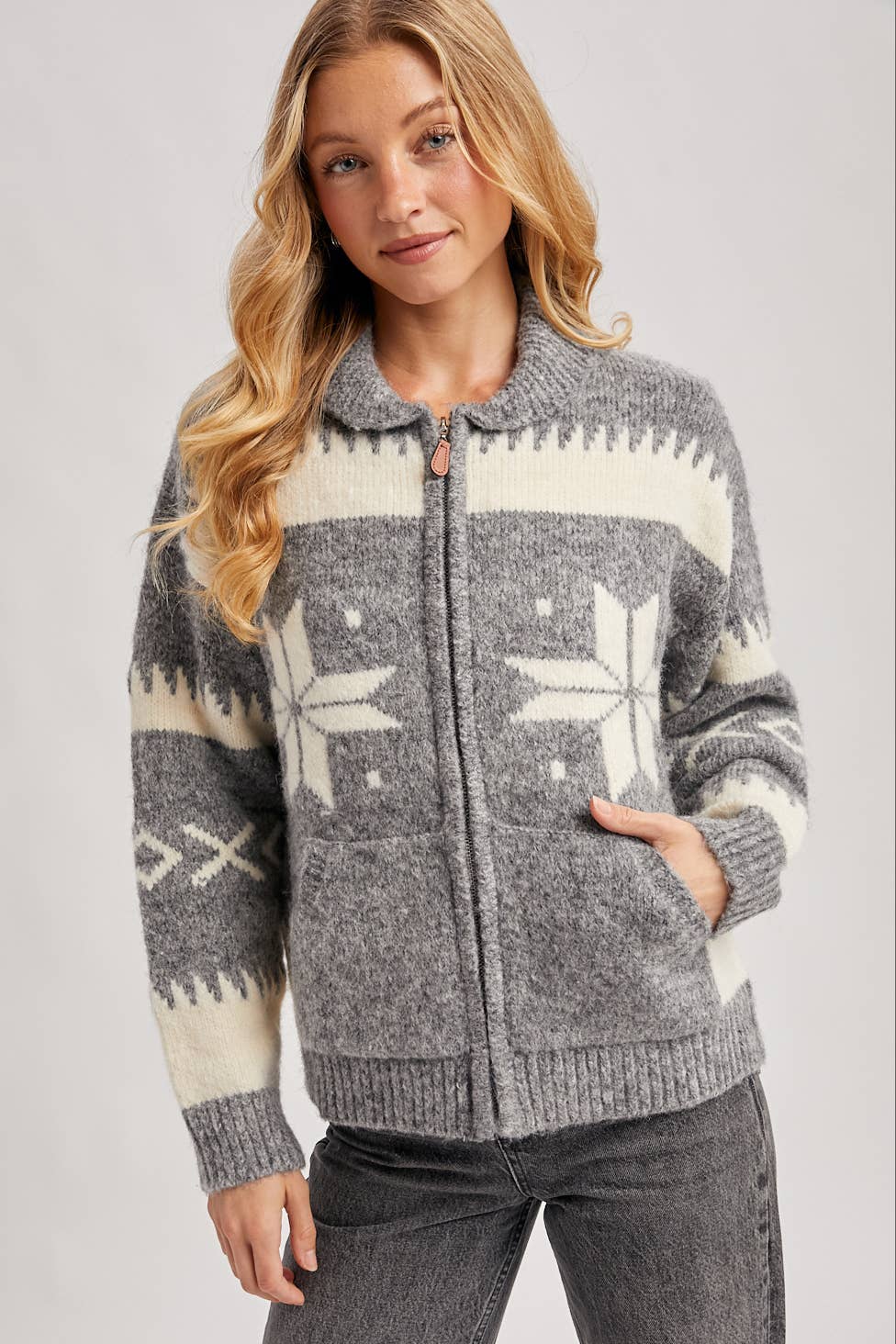 FAIR ISLE FUZZY KNIT FRONT ZIPPER CARDIGAN