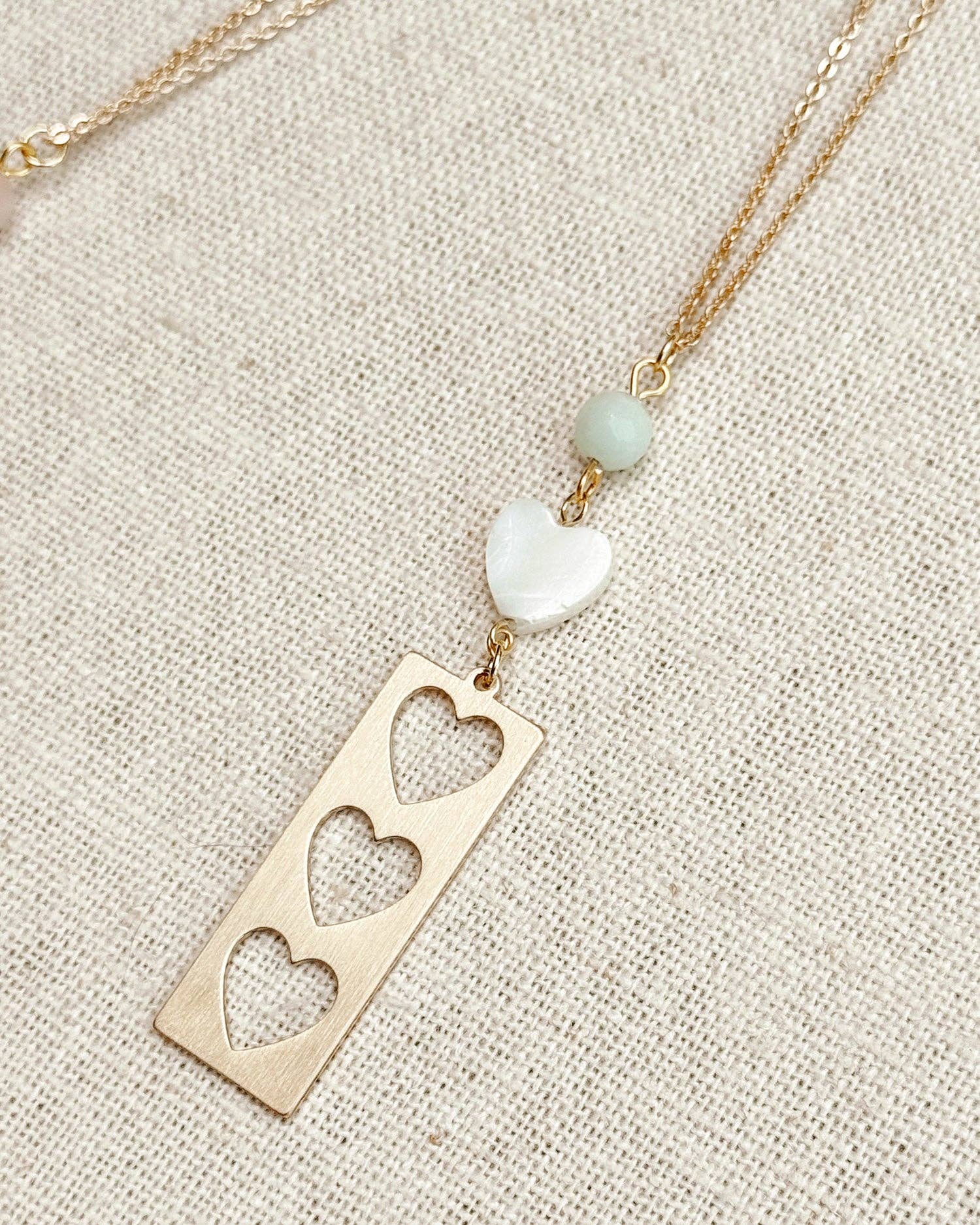 Stone with Shell &amp; Heart Bar Necklace