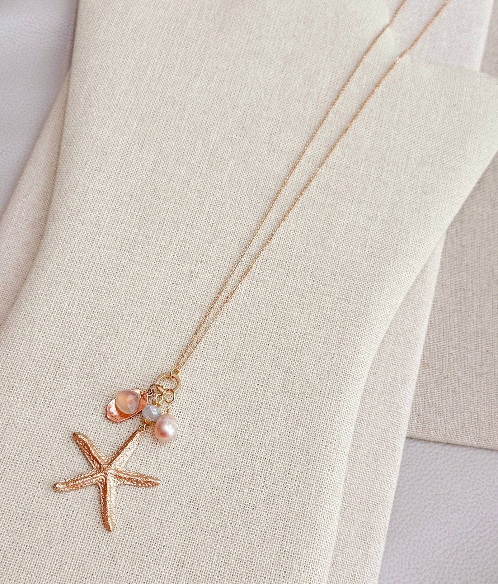Matte Gold Starfish Pearl Cluster Necklace