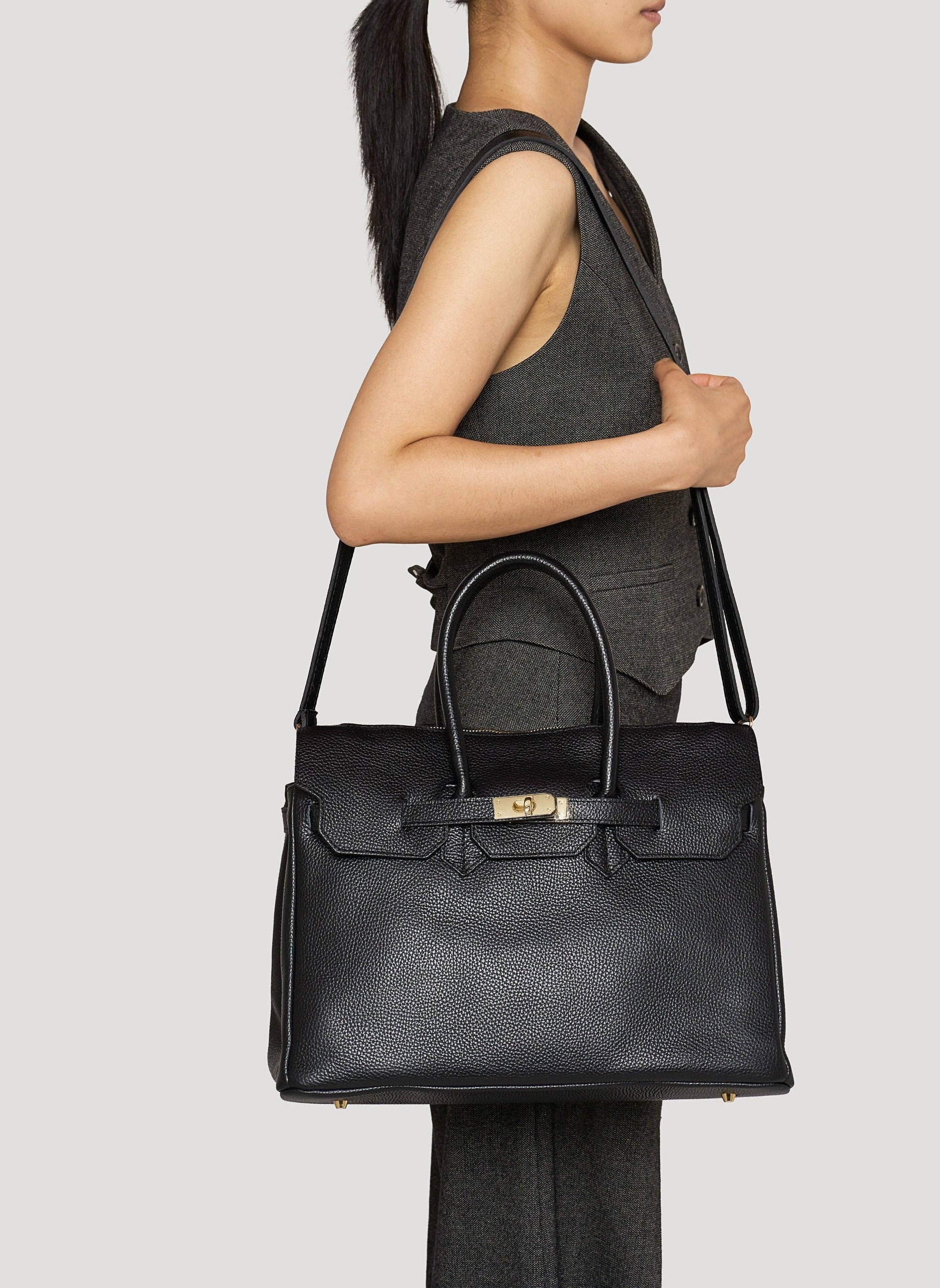 Elizabeth Bag in Black Togo Leather