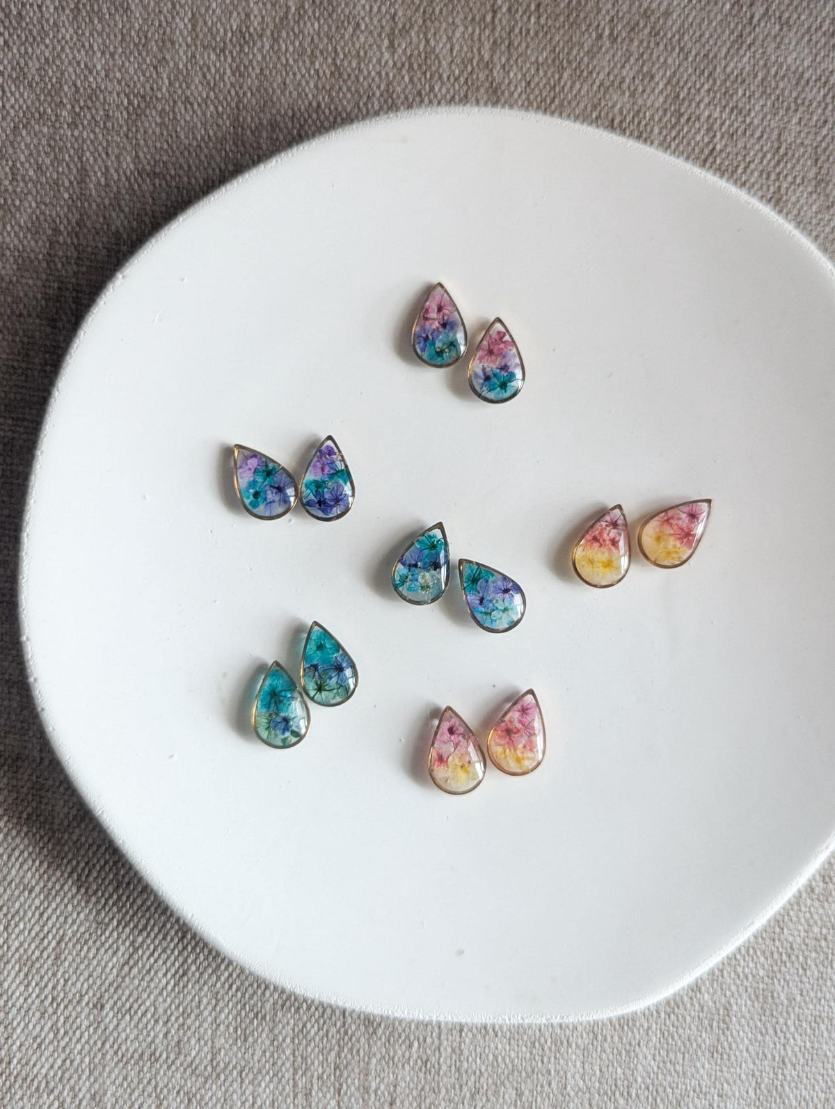 Colourful Real Flowers Teardrop Earrings - Random Colors