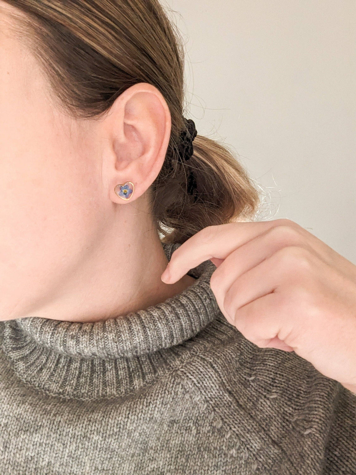 Forget-me-not Heart Stud Earrings