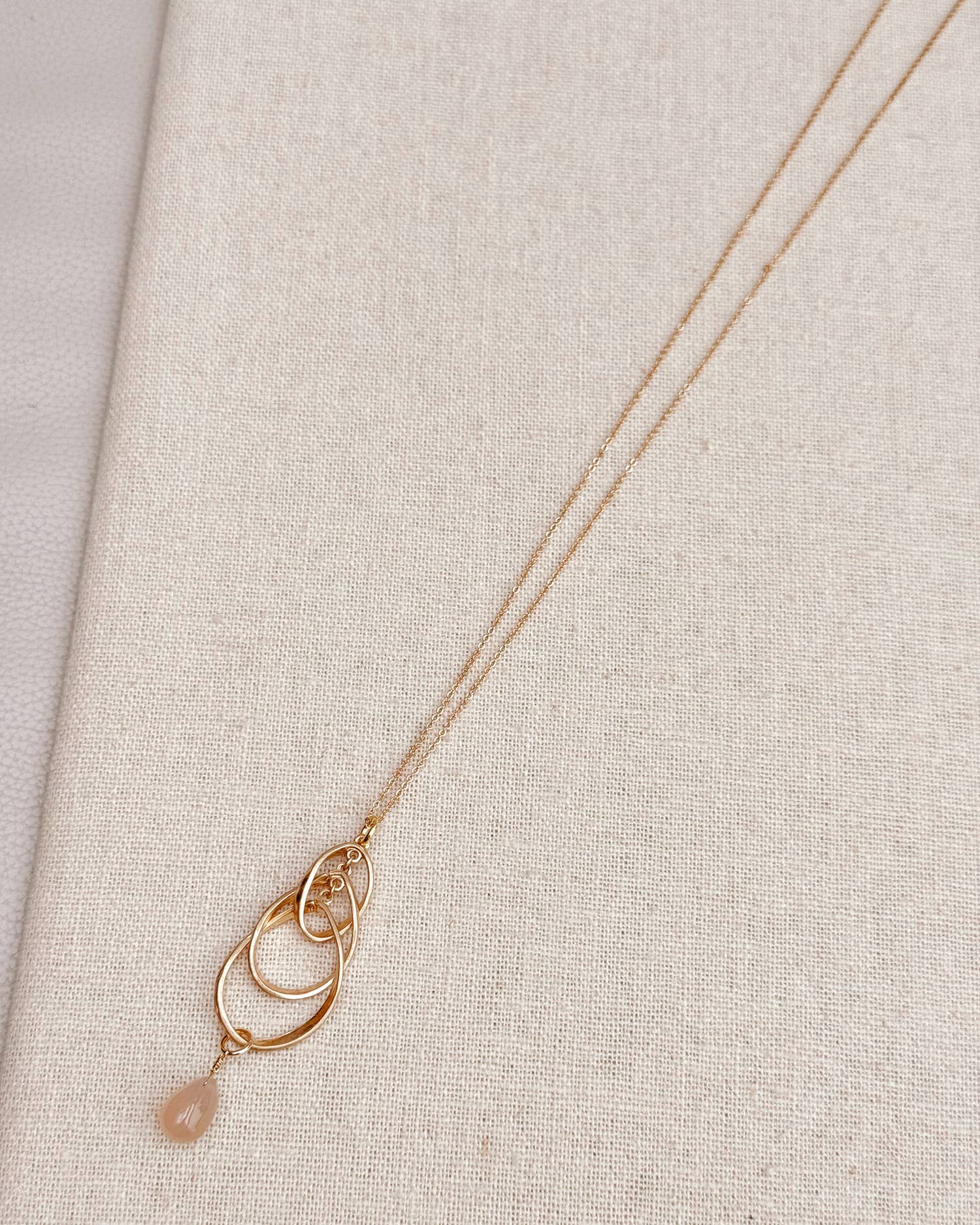 Pink Chalcedony Matte Gold Linked Ovals Necklace