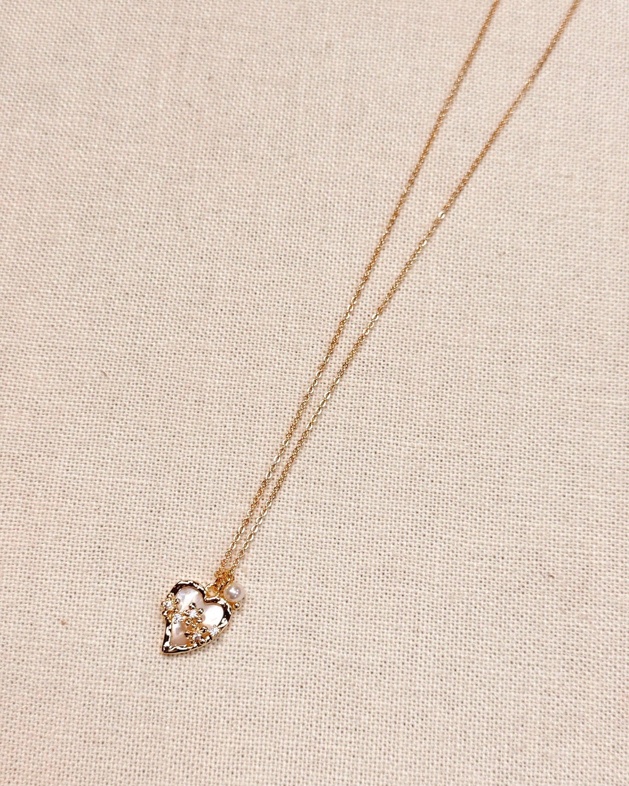 CZ Shell Heart Charm Necklace with Pearl