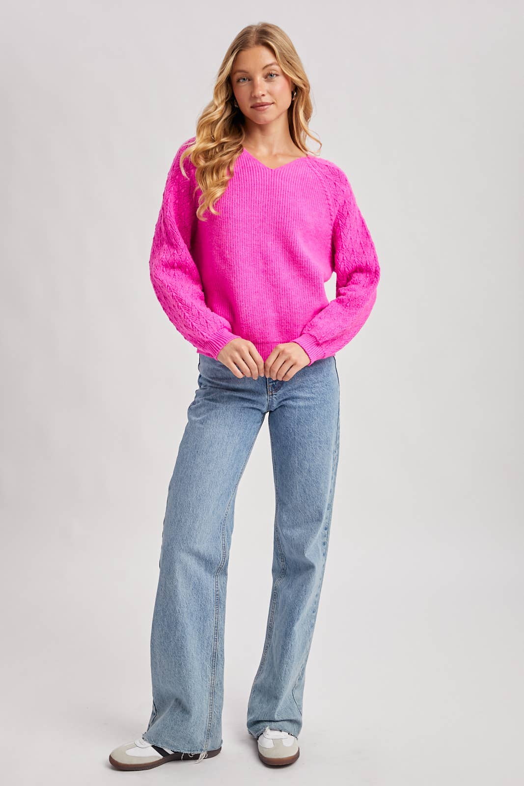 V-NECK RIBBED KNIT SWEATER