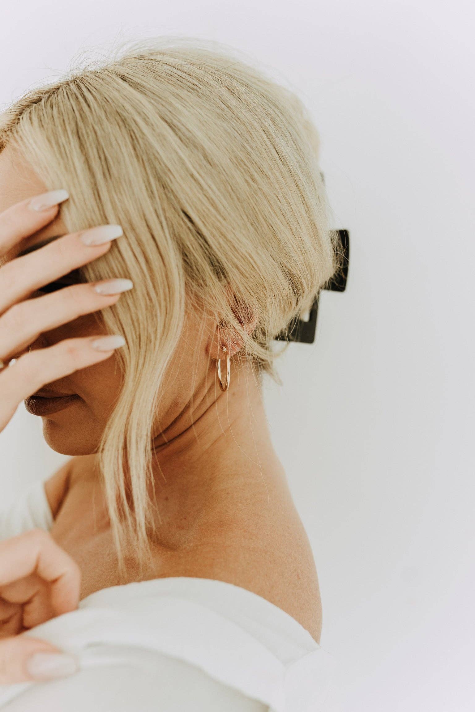 18mm Gold Hoop Earrings – Everyday Bold Classic