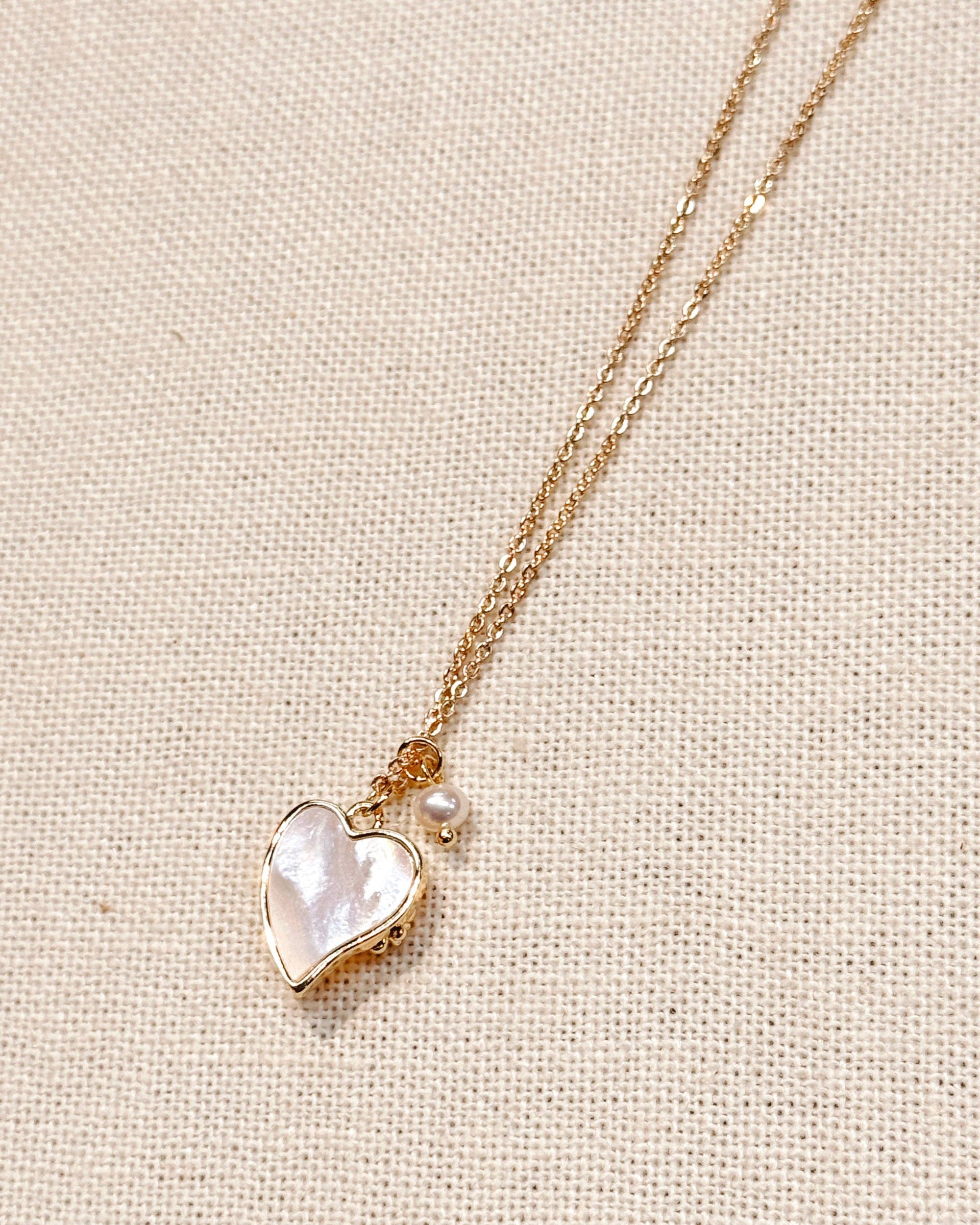 CZ Shell Heart Charm Necklace with Pearl