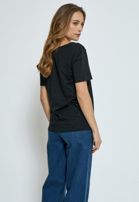 Leti V-Neck T-Shirt