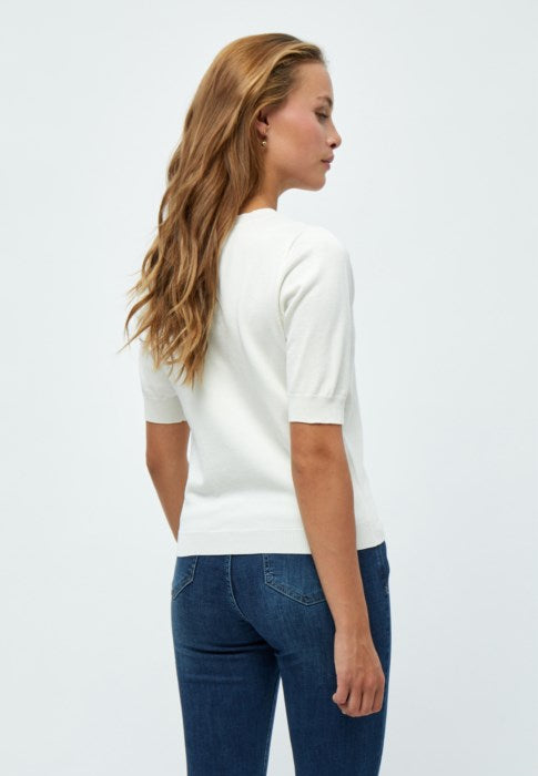 Milla V-Neck Tee