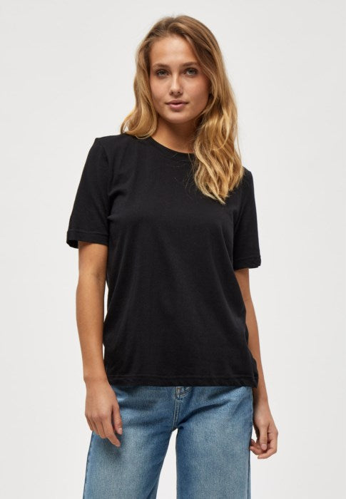 Cathy Tee