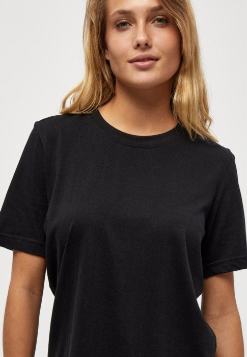 Cathy Tee