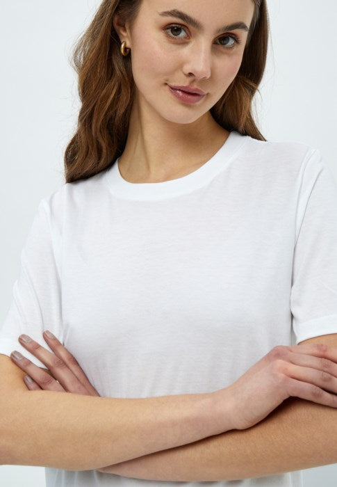 Cathy Tee