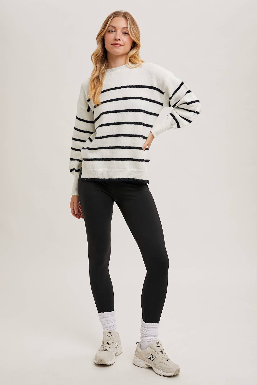 STRIPED SIDE SLIT KNIT SWEATER PULLOVER