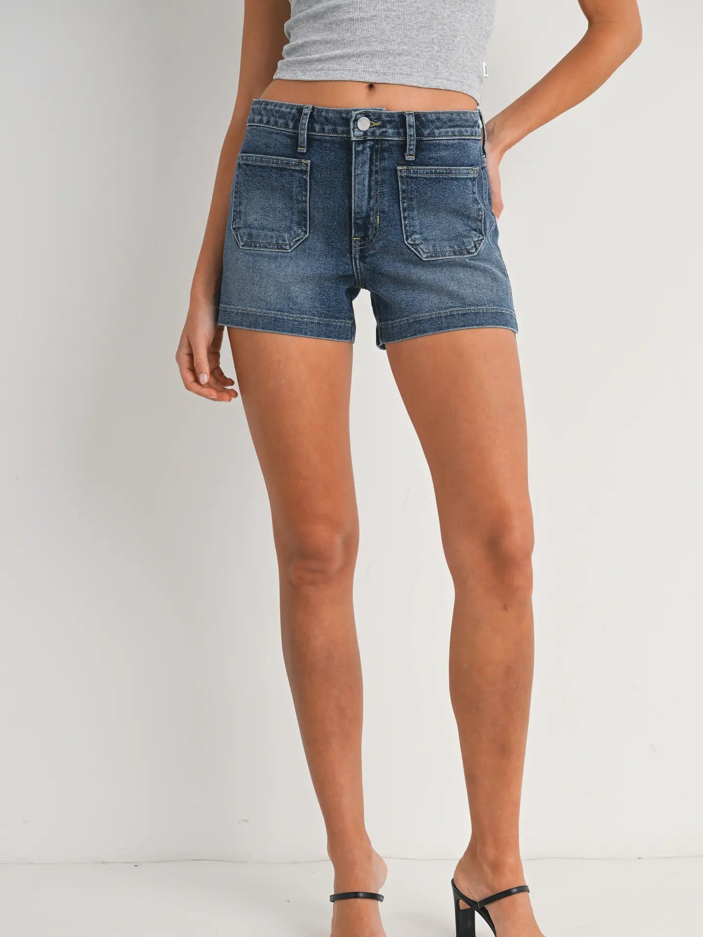 Mid Rise Patch Pocket Short