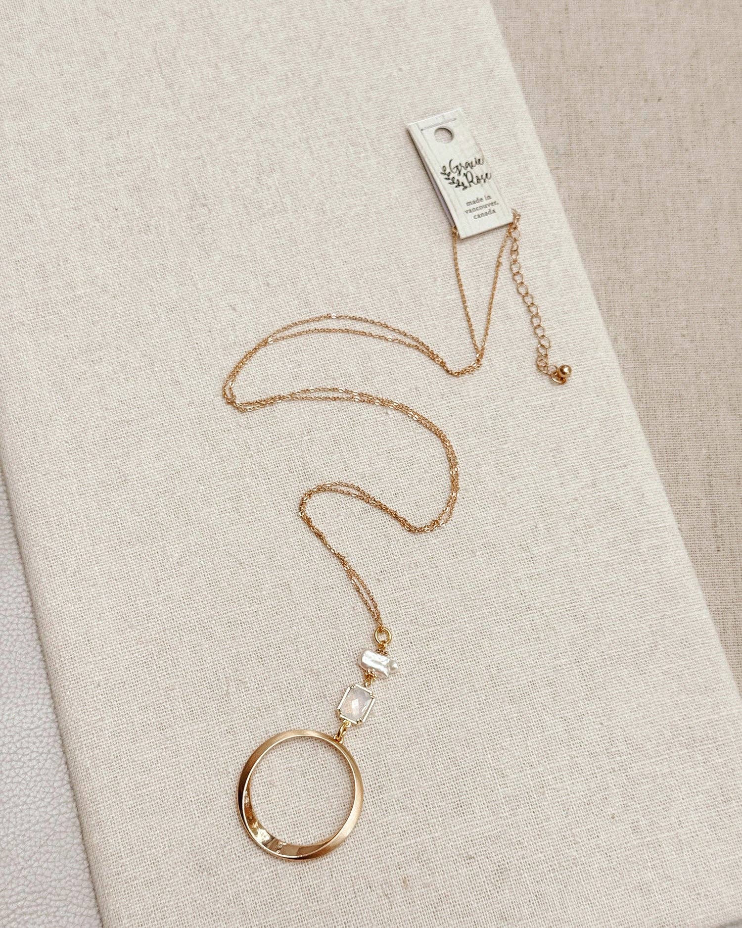 Minimalist Hoop with Keshi Pearl Necklace - Gold