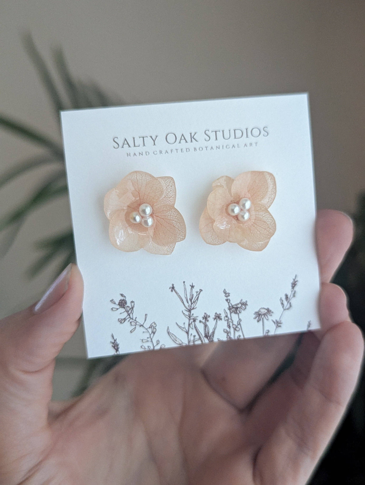 Hydrangea Stud Earrings - mixed color
