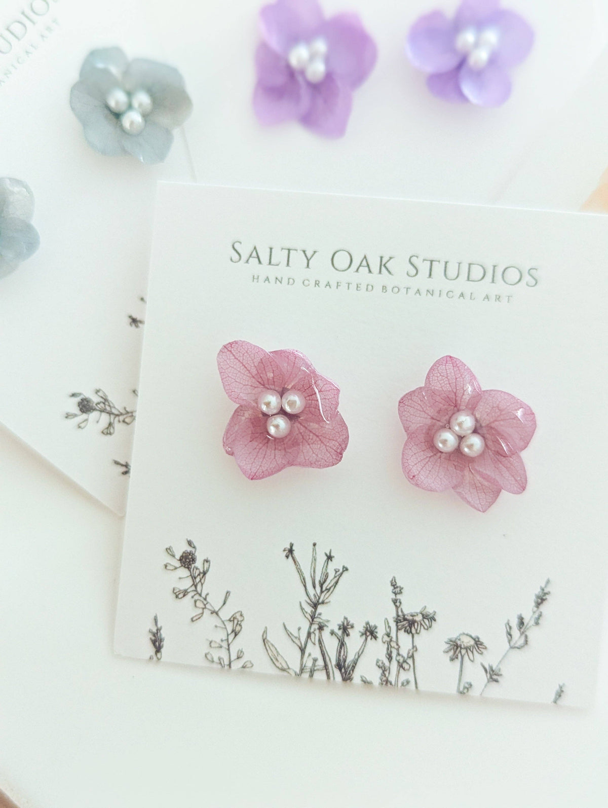 Hydrangea Stud Earrings - mixed color