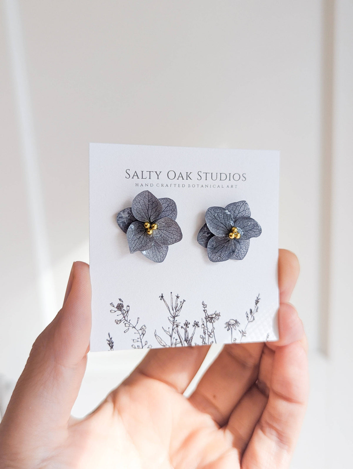 Hydrangea Stud Earrings - mixed color