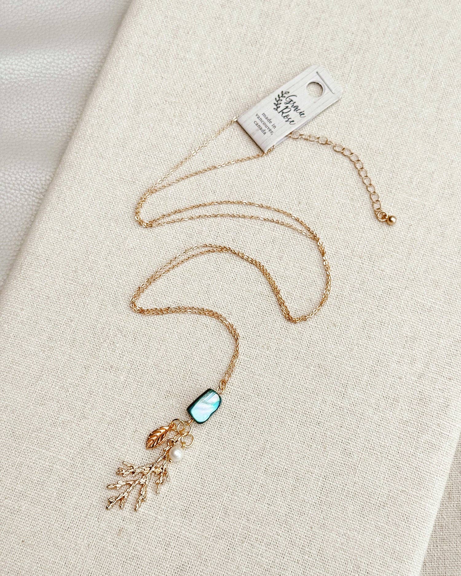 Teal Shell Leaf Branch Pearl Necklace