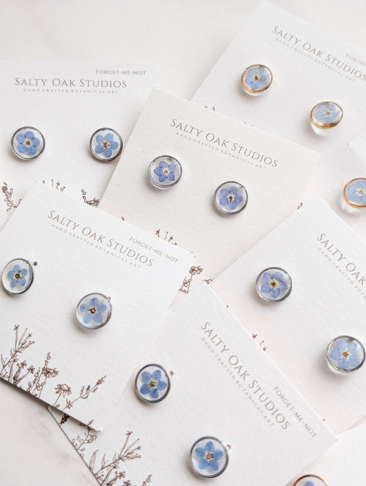 Forget-me-not Circle Stud Earrings