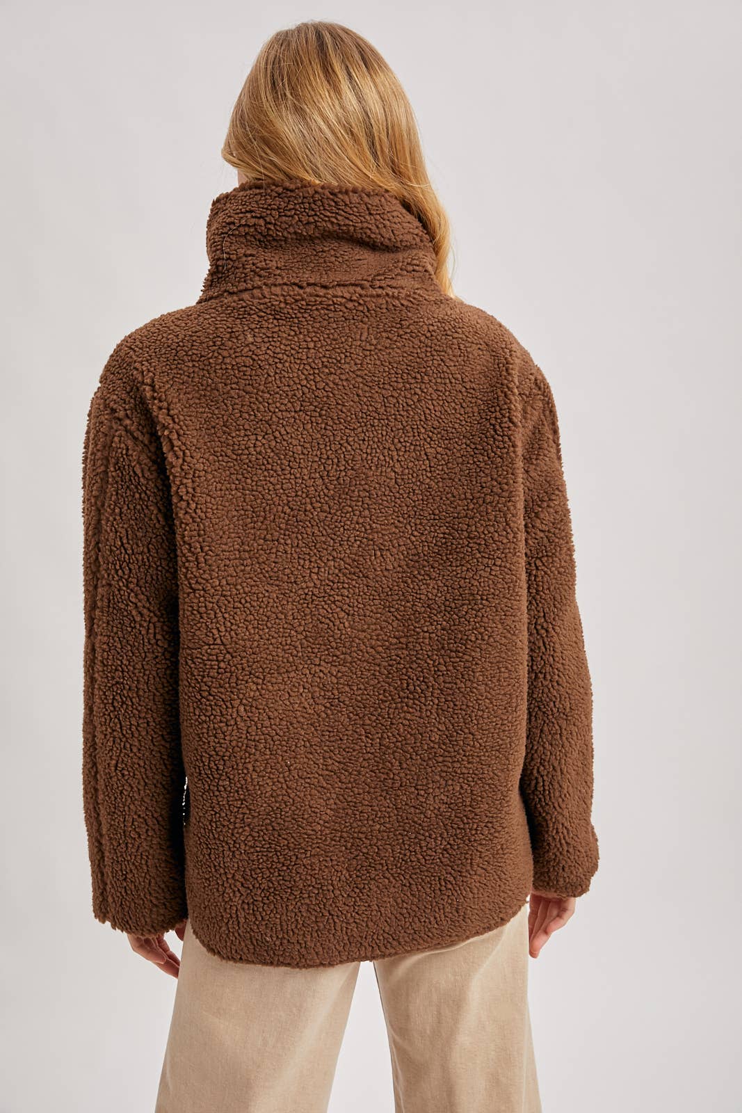 BUTTON DOWN CONTRAST FLEECE JACKET