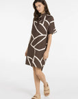 Printed dress with short sleeves and polo collar